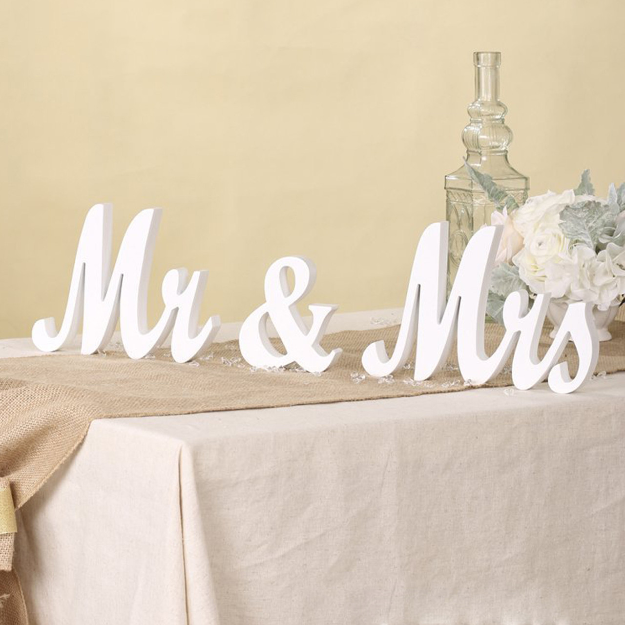 White-Mr-And-Mrs-Wedding-Sign_1__58758